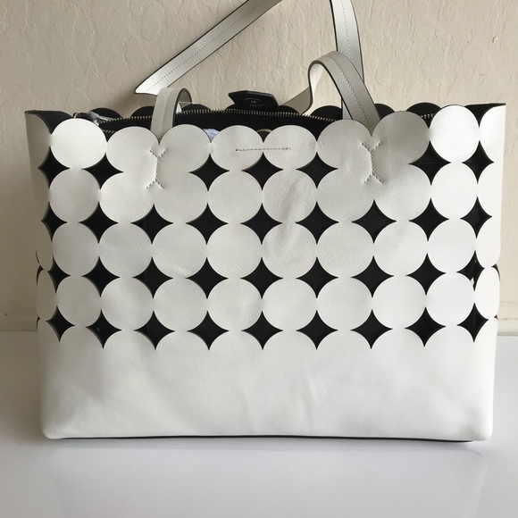 Banana Republic Handbags - Banana Republic NWT Women's Laser Cut Tote